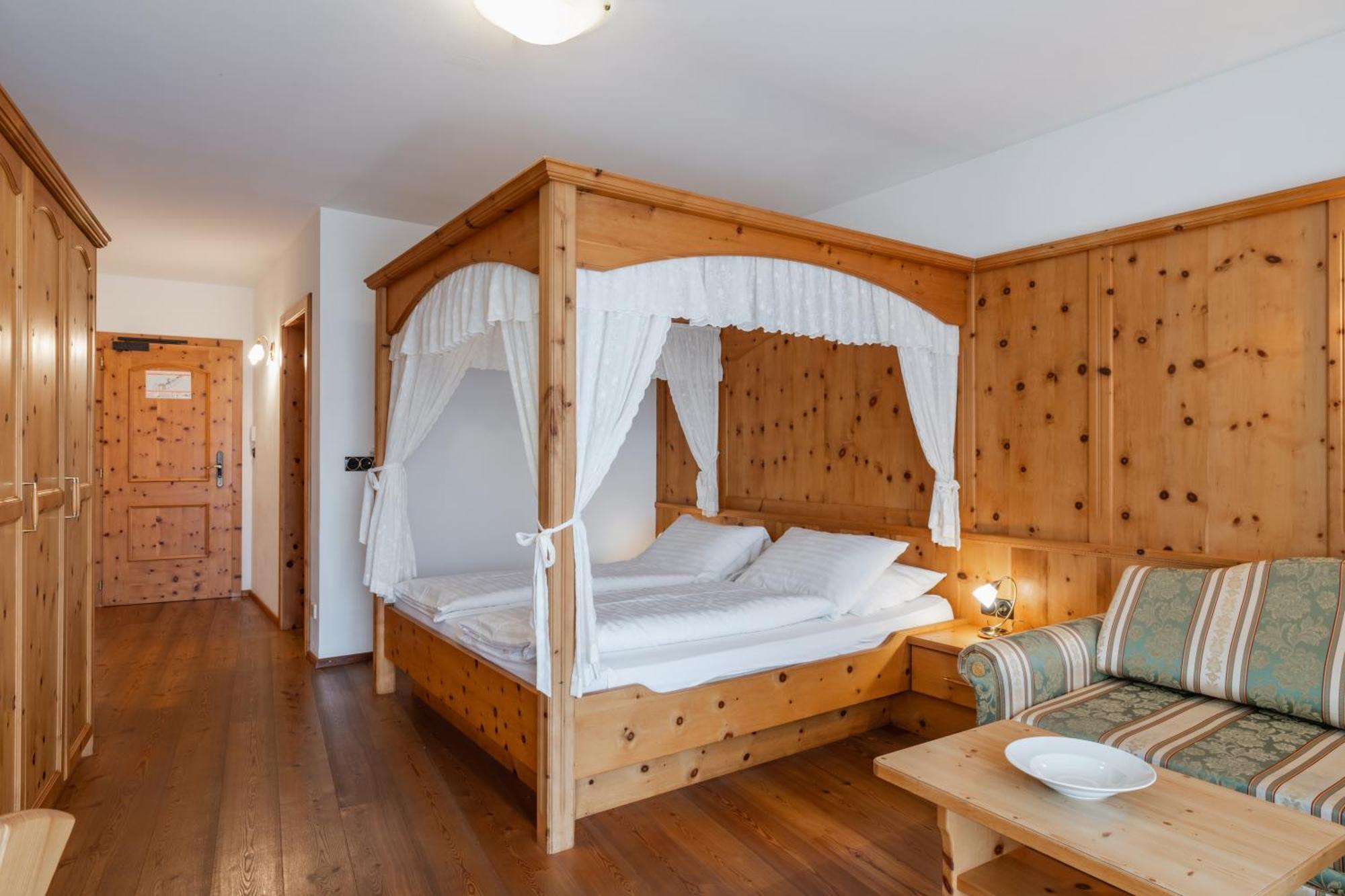 Hotel Asterbel Prags Exteriör bild