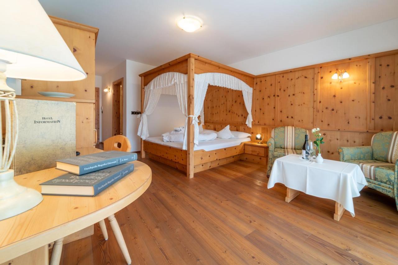 Hotel Asterbel Prags Exteriör bild